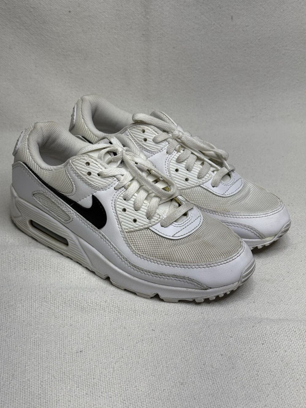 Nike Womens Air Max 90 CQ2560-101 White Casual Shoes Sneakers Size 9.5